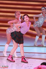 组图：无线45周年台庆群星荟萃 黎耀祥获奖陈豪反串