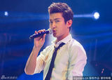组图：SJ-M上海热力开唱 始源帅气有型赫海有爱
