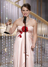 组图：第68届金球奖 娜塔丽-波特曼封后