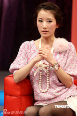 幻灯图：李念自曝与男友恩爱 李欣汝保剑锋录节目