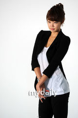 组图：韩国女艺人崔如珍个人写真集发布会