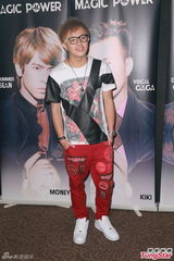 组图：MP魔幻力量香港开唱 赞当地女生有魅力