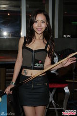 组图：林文龙连拍夜戏难安眠 教汤怡喝酒壮胆