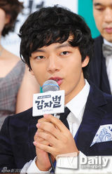 组图：吕珍九搭河妍秀演新剧《土豆星》