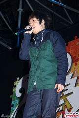 组图：五月天献唱春浪 阿信感性逼哭歌迷