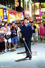 组图：南方都市报焦点瞬间之“亲民”