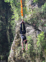 组图：曾轶可亮相《纵横四海》为爱挑战