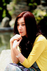 组图：王雅捷大自然写真展唯美异域情