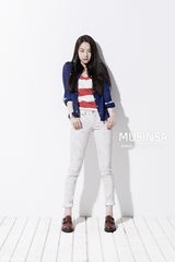 高清组图：WG绍熙春装写真休闲淑女清逸迷人