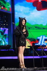 组图：中歌榜现场众星劲歌热舞热力四射