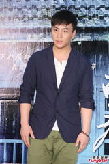 组图：徐娇客串方文山电影 释小龙李东学参演