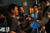 组图：电影《激战》曝张家辉断指照