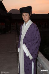 组图：《狐仙》横店探班 秋瓷炫演“韩版聂小倩”