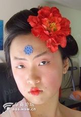 组图：女孩模仿唐朝仕女妆网络爆红