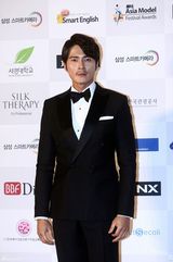 高清组图：李多海东方神起获亚洲模特大奖