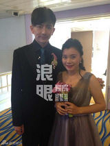 独家：直击刘璇王弢浪漫海上婚礼 新人深情拥吻