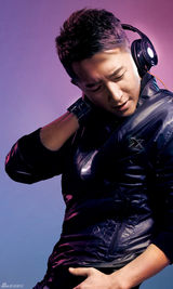 组图：韩庚新单《X-MAN》首发 勇于挑战未知