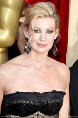 高清组图：奥斯卡金像奖 菲丝-希尔锁骨一览无遗