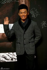 组图：《一九四二》北京首映 红毯众星云集