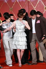 组图：《建党伟业》发布会 叶璇突然昏倒引发骚动