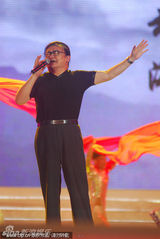 组图：宋祖英刘欢晚会同台飙歌展风采