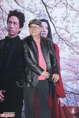 组图：叶佩雯郭伟亮浪漫大婚 陈奕迅喜当兄弟团