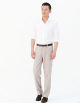 组图：王学兵杂志花絮照曝光 笑容和煦好男人