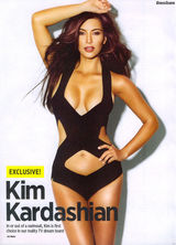 组图：金-卡戴珊登封面黑色泳装秀性感身材