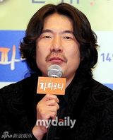 组图：韩石圭吴达秀等出席《帕瓦罗蒂》首映