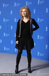 幻灯图集：《潜水艇》记者会 女主角成熟干练