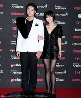 组图：韩国金唱片颁奖典礼 SJ少女时代闪耀红毯