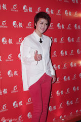 组图：谭维维获封音乐新势力奖 新专辑诗歌摇滚风