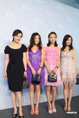 高清组图：王珞丹杨幂赵薇邬君梅上海“比美”