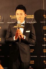 组图：杜淳时尚活动受追捧 黑白配抢眼魅力