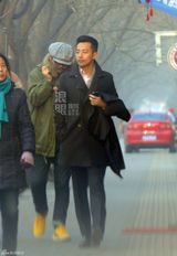 组图：汪小菲钟情平民美食 与友人约吃爆肚