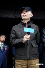 幻灯图：陈凯歌率《赵氏孤儿》进驻春秋战国城