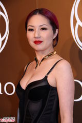 组图：杨幂出席活动谈男友 自曝双方家长已见面