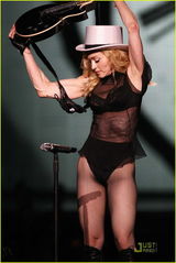 高清组图：麦当娜伦敦音乐会向杰克逊致敬