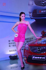 组图：海南环球小姐冠亚军生活照曝光