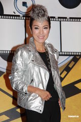 组图：任达华惠英红温碧霞加盟英皇电影艺人部