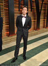 组图：奥斯卡晚宴养眼 可儿秀半球龙女大露背