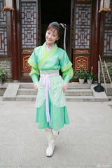 高清图：姚笛清纯俏丽写真 重塑各路经典人物