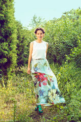 组图：王智杂志大片曝光 清新恬美气质出众