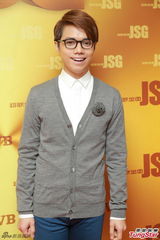 组图：田蕊妮替丈夫澄清 刘浩龙拒卷入骂战