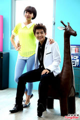 组图：炎亚纶为郭雪芙做心肺复苏 遭粉丝威胁