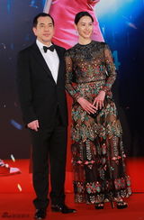 组图：《宗师》剧组压轴红毯 女星争秀美胸美背