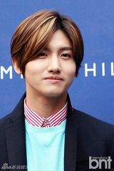 组图：神起昌珉FT在真刘仁娜等为品牌站台