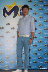 组图：何润东回应“地下女友”传闻 望40岁前成婚