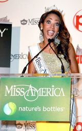 幻灯图集：美国小姐出炉 弗吉尼亚佳丽夺魁