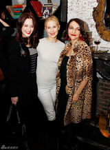 幻灯图集：绯闻女孩莉顿-梅斯特红唇似火笑靥如花